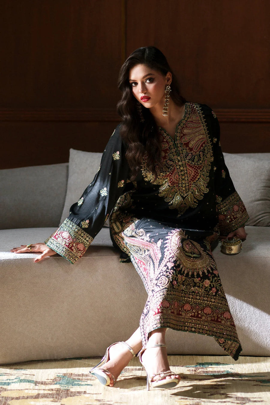 ETHNIC HEAVY EMBROIDERED SILK UNSTITCH 3PC KAFTAN