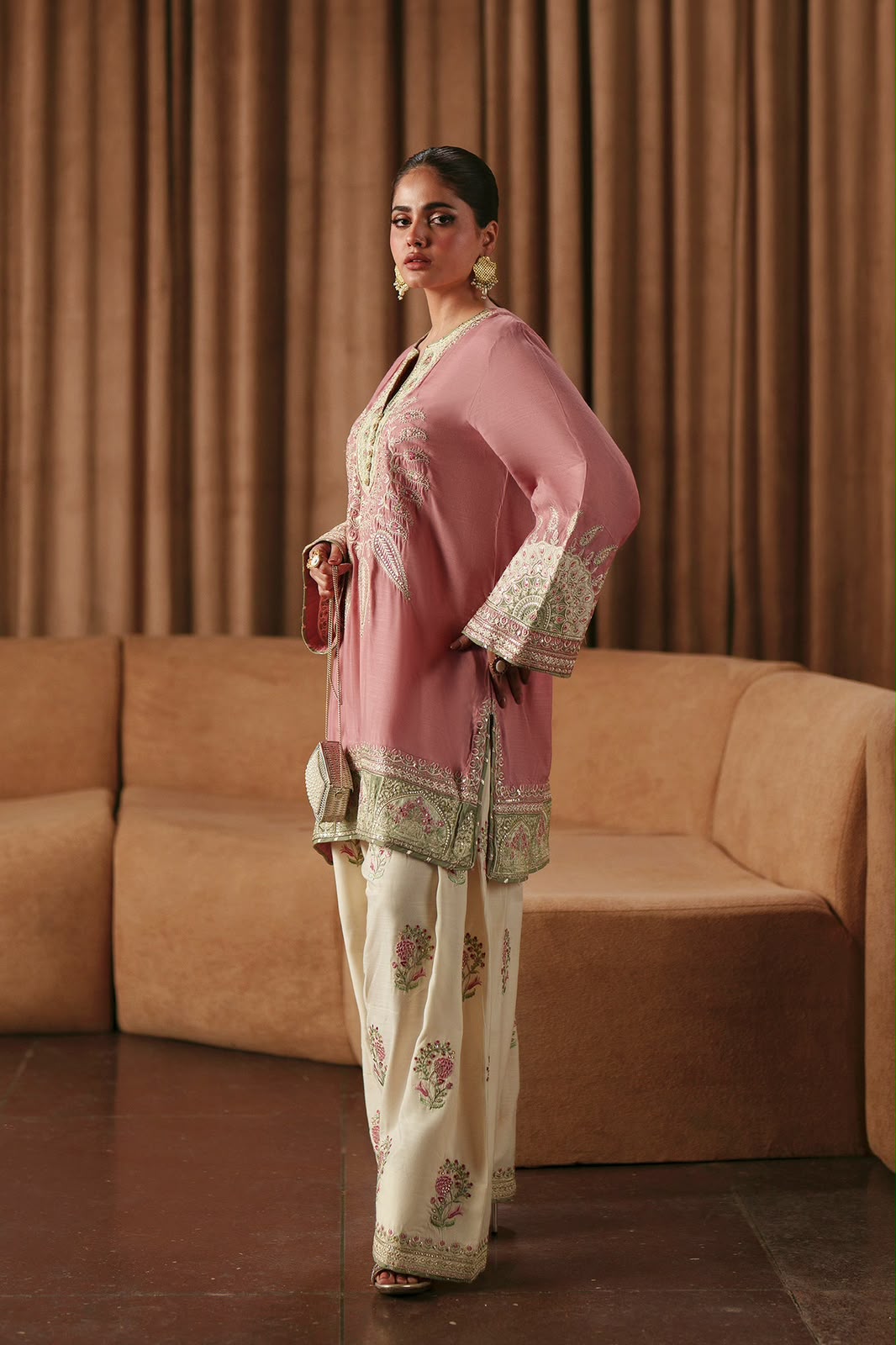 ETHNIC PREMIUM HEAVY EMBROIDERED UNSTITCHED 3PC SUIT
