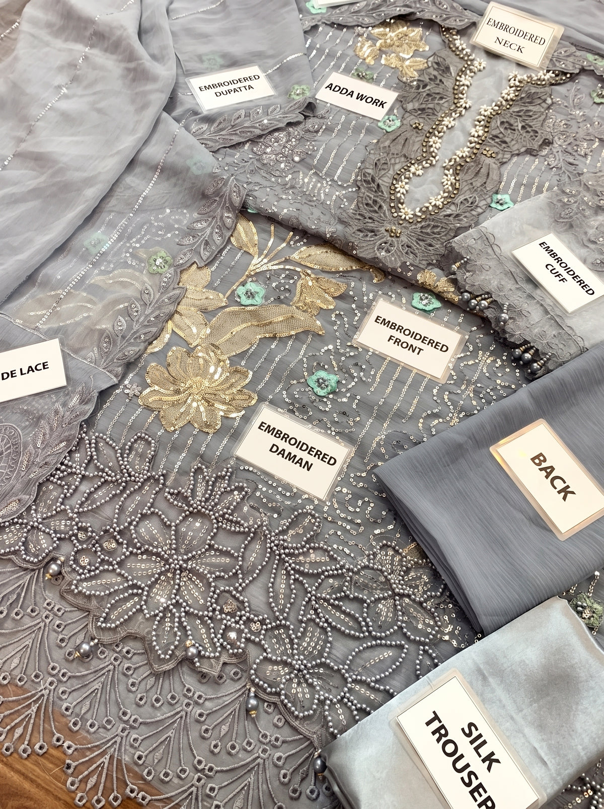 CHIFFON HEAVY EMBROIDERED UNSTITCHED 3PC SUIT